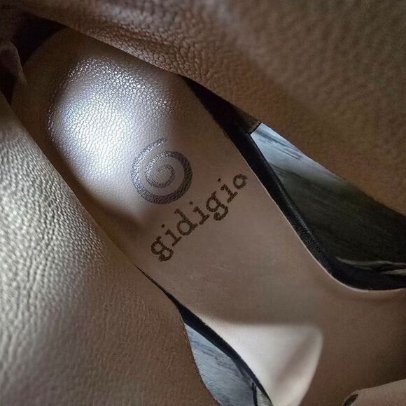 Gidigio Italy Italian Leather Peep Toe Shootie Sandal in Black - Picture 9 of 9